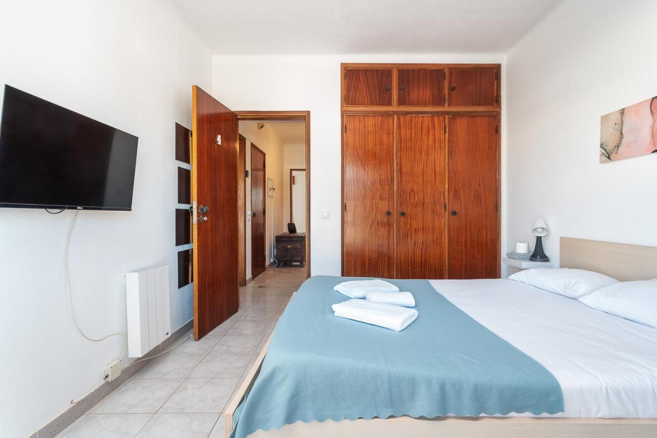 Blife Marya Private Rooms - Airport Stay Фару Экстерьер фото